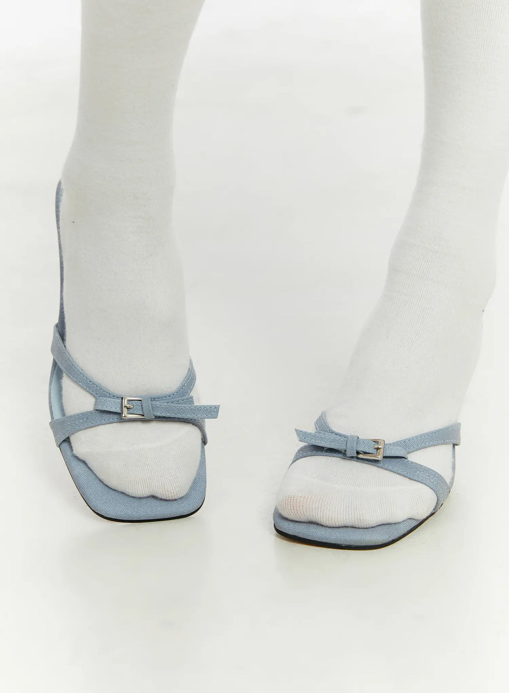 Belted Square Toe Heels CF510