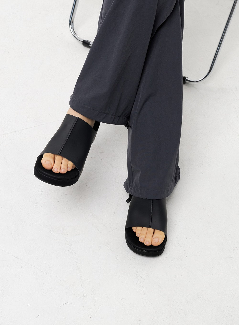 Low Heel Slip-On CU309