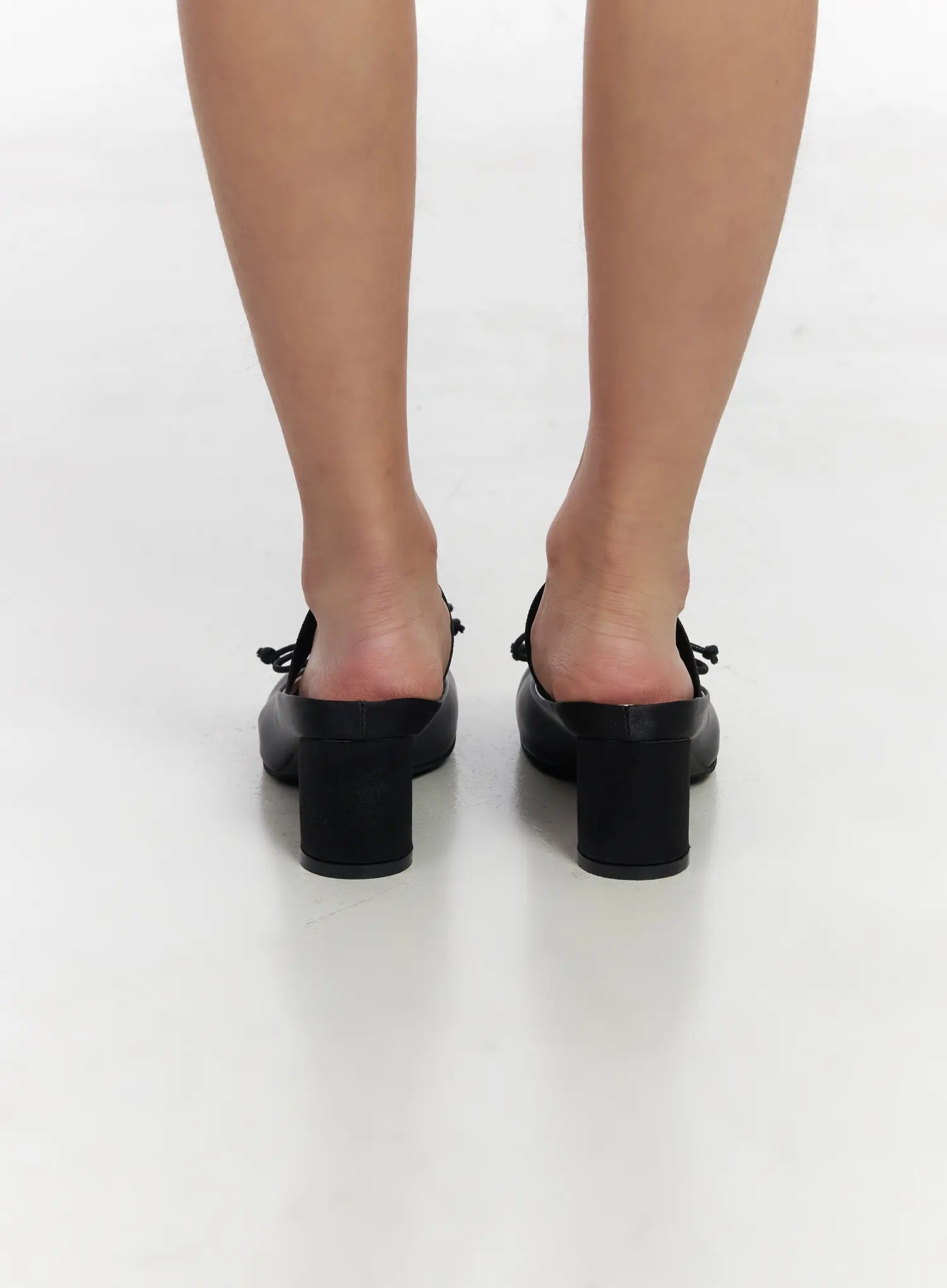 Black Strap Sandals CM525