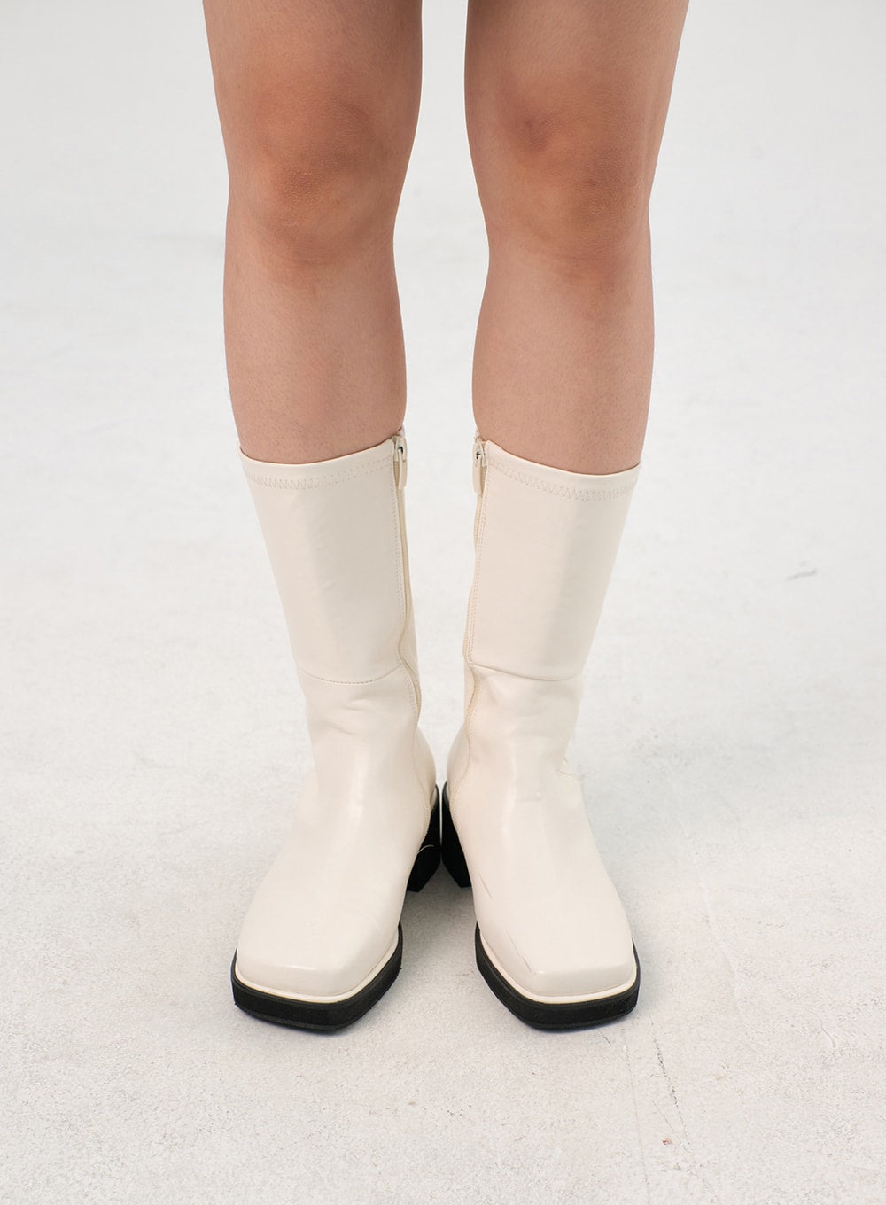 Faux Leather Boots with Side Zipper OS302