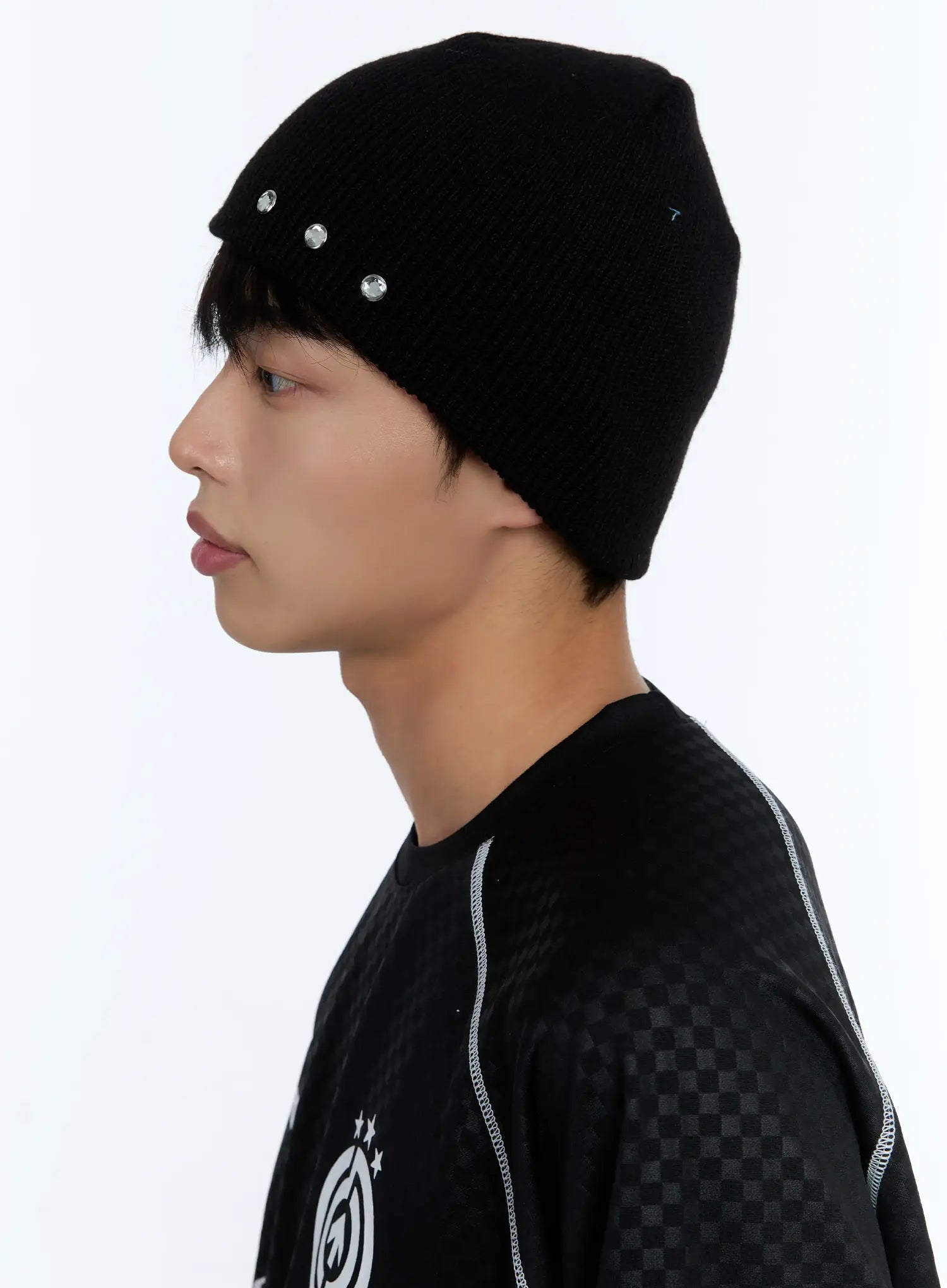 Men's Knit Beanie with Studs IL515