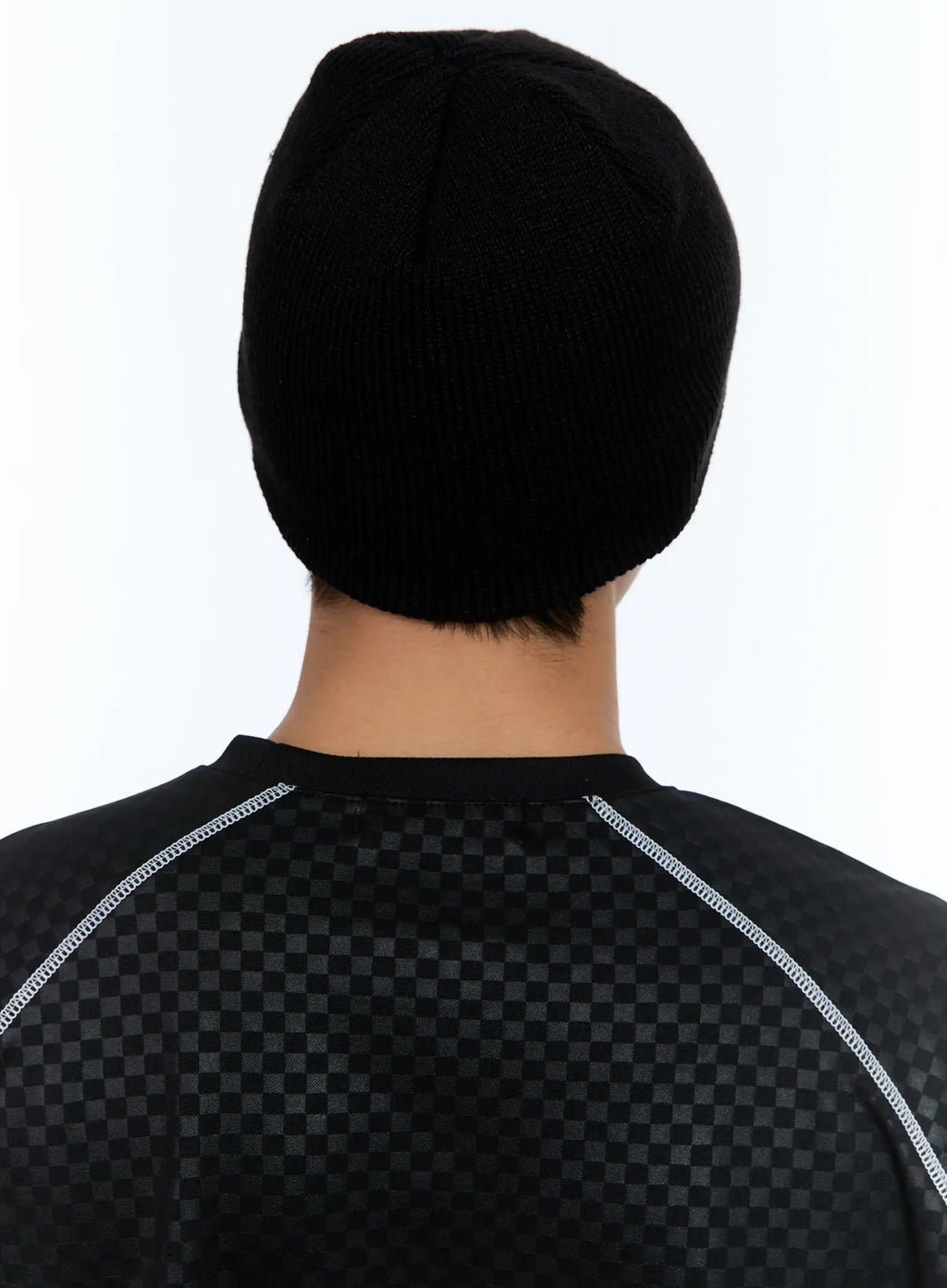 Men's Knit Beanie with Studs IL515