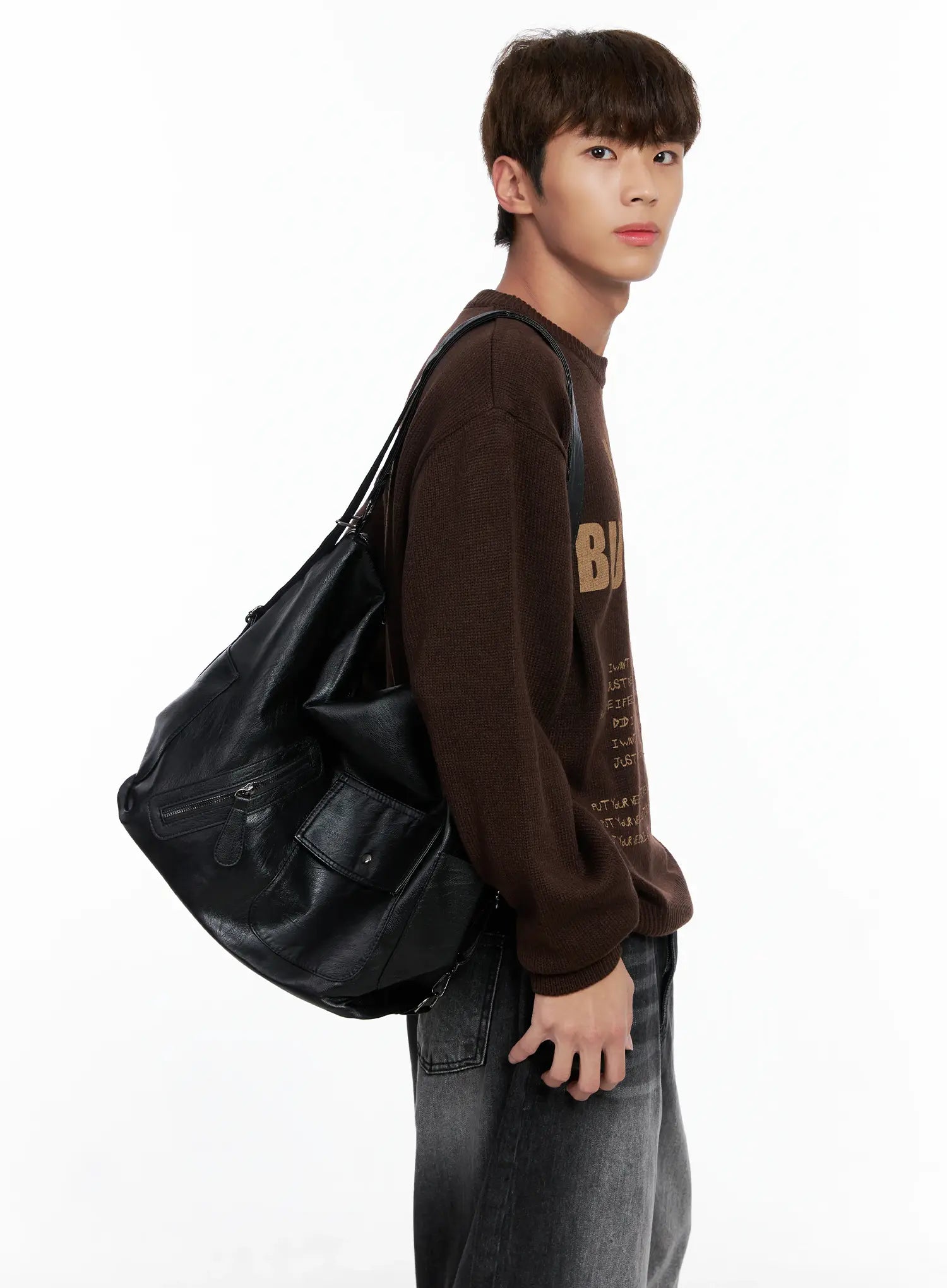 Versatile Shoulder Bag Made of Synthetic Leather IO502