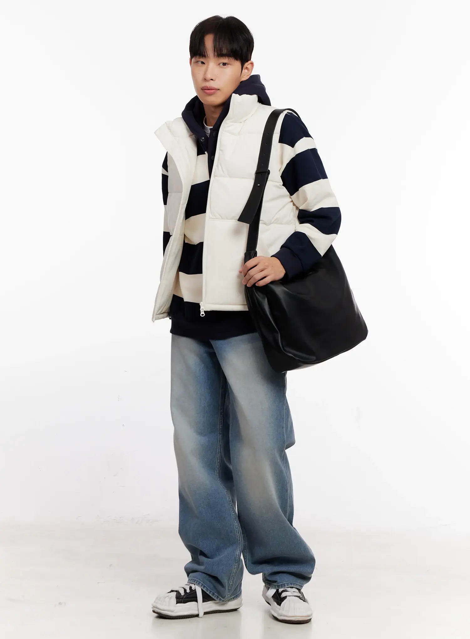 Stylish Shoulder Bag Made of Synthetic Leather IO523