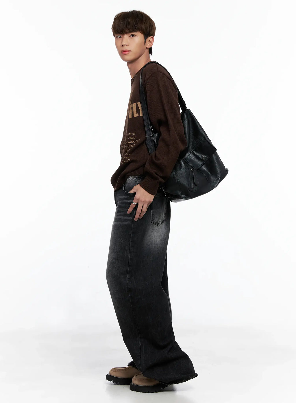 Versatile Shoulder Bag Made of Synthetic Leather IO502