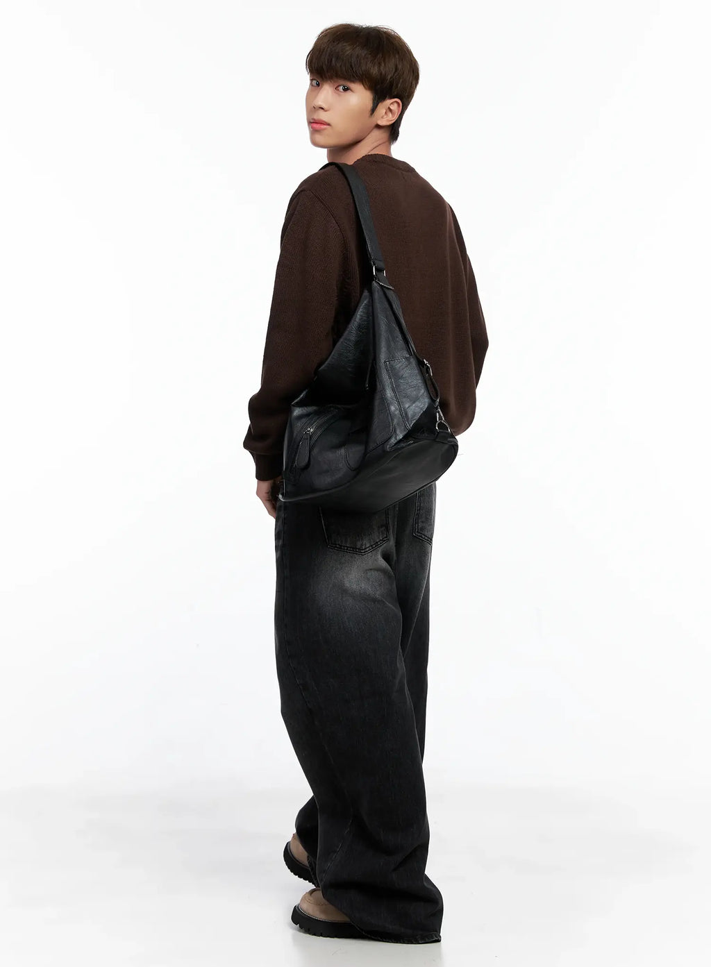Versatile Shoulder Bag Made of Synthetic Leather IO502