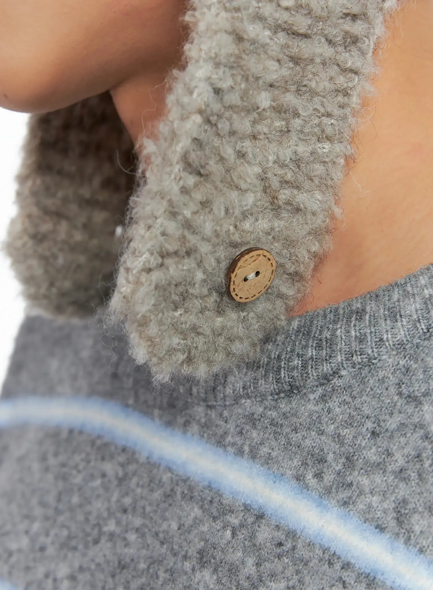 Button Loop Ear Protection Hat IN518