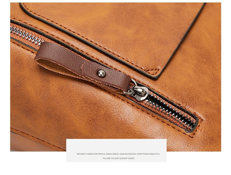 Leather Shoulder Bag Britney – Elegant and Timeless