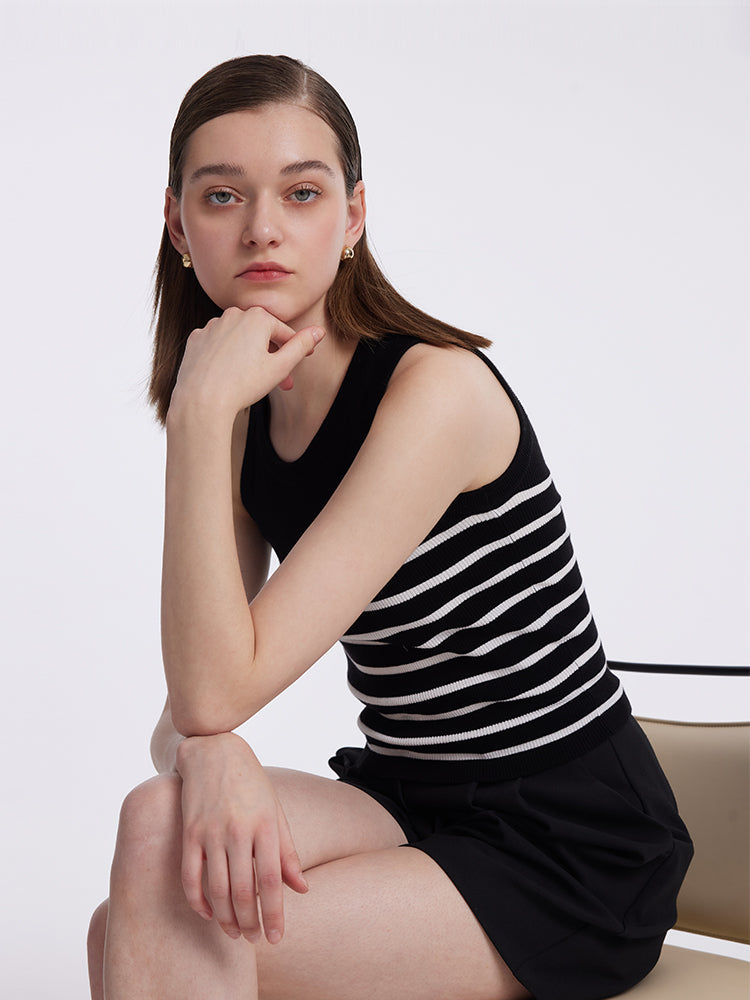 Tank top made of fabric with acetate and cotton stripes