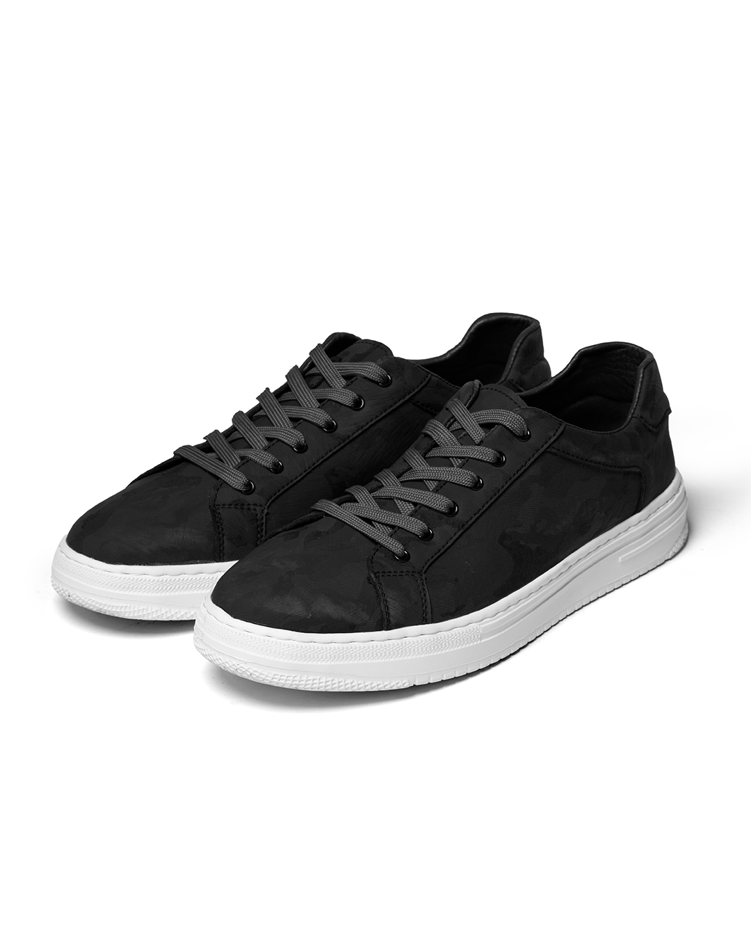 Theouer | Belmont Classic Sneaker for Men