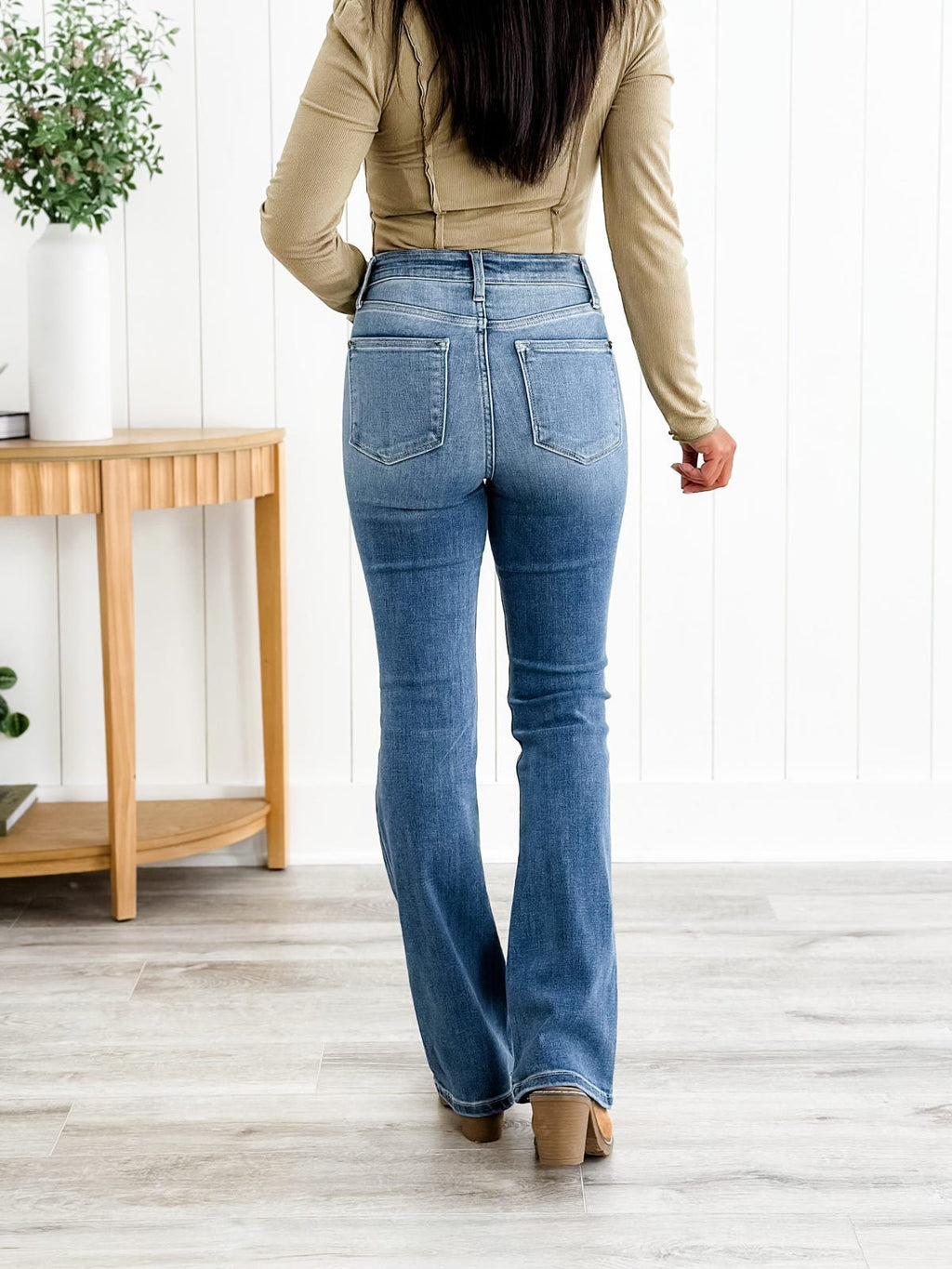 Jennie | Bootcut Jeans with Tummy Control