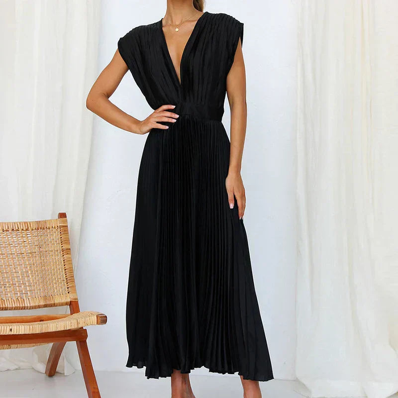 Lisi Maxi Dress with V-Neck and Pleats