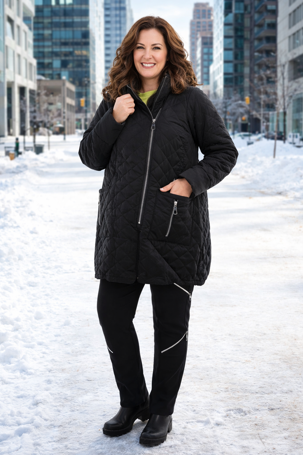 Isolde | Lightweight, quilted coat with a glossy surface