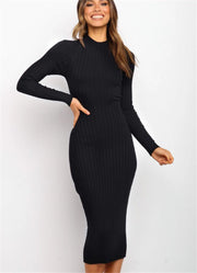 Figure-Hugging Dress Made of Mesh Fabric