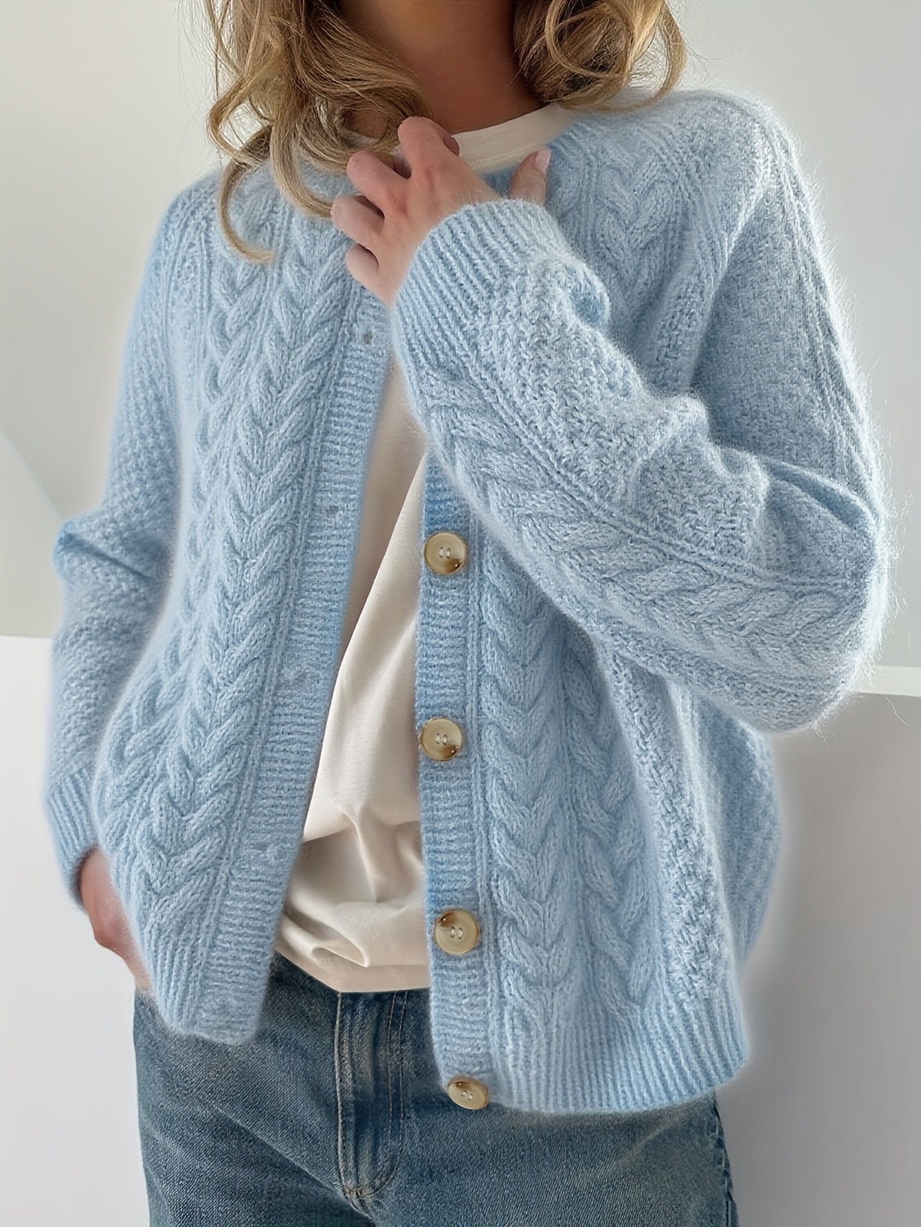 Dwina™ Cardigan with Buttons and Cable Knit Pattern