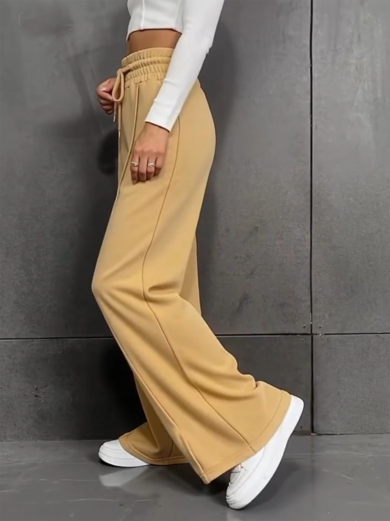 Trish | Loose Pants with Wide Legs
