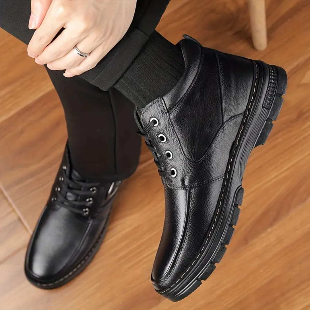 Amarit - Leather Boots with Fleece Lining
