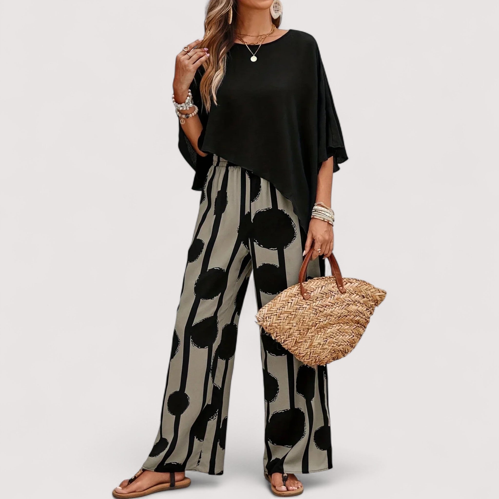 Women's Outfit – Asymmetrical Print Set, Modern & Stylish
