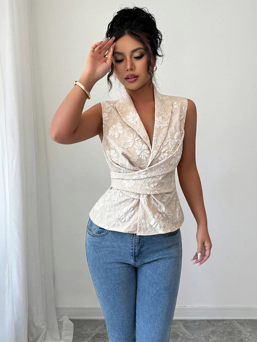 Flower Ruffled Sleeveless Tank Top