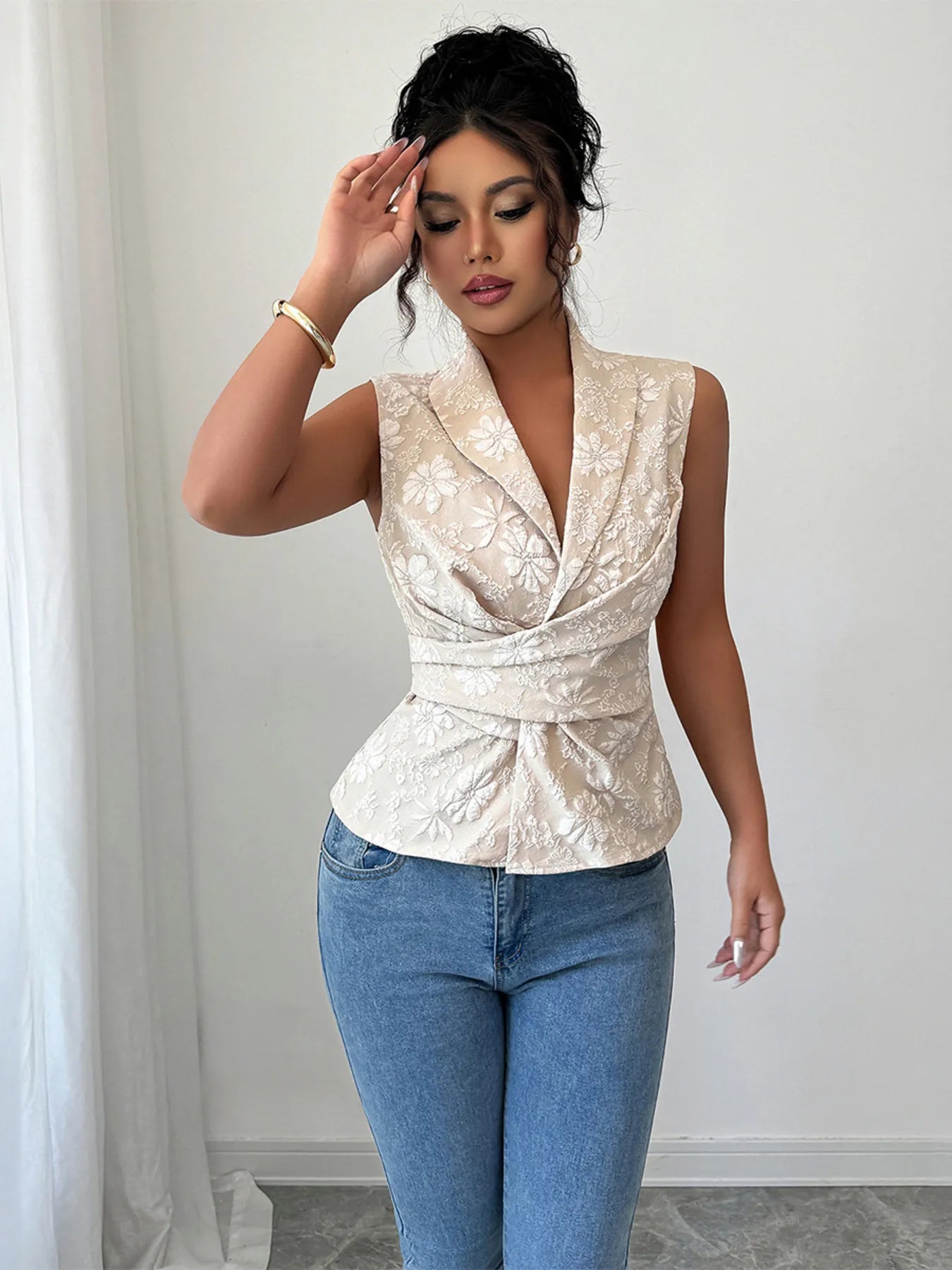 Flower Ruffled Sleeveless Tank Top