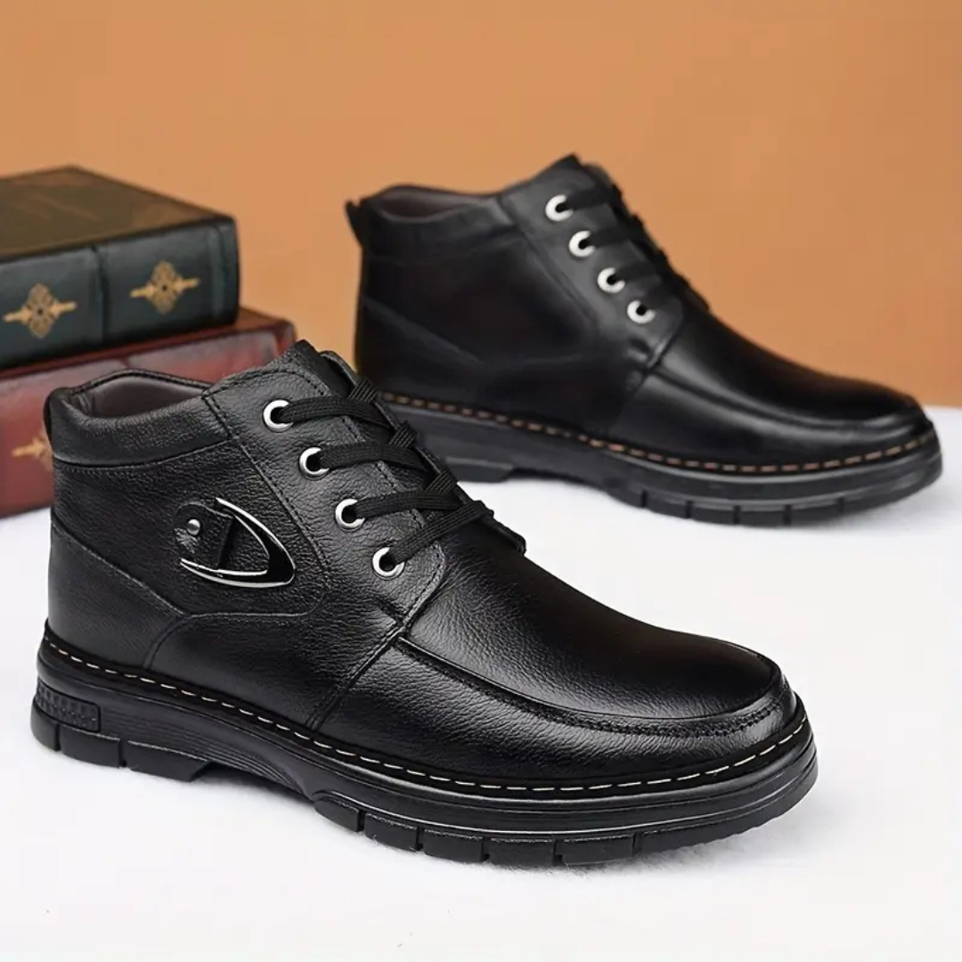 Amarit - Leather Boots with Fleece Lining
