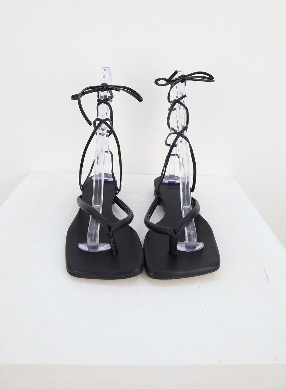 Flat Sandals IY325