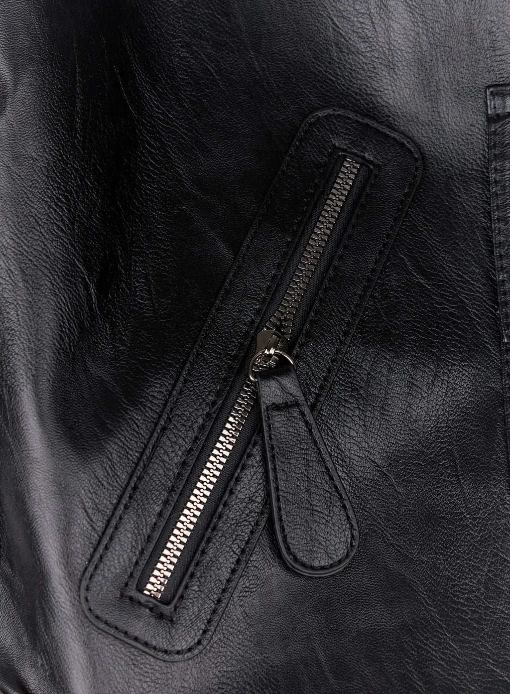 Versatile Shoulder Bag Made of Synthetic Leather IO502