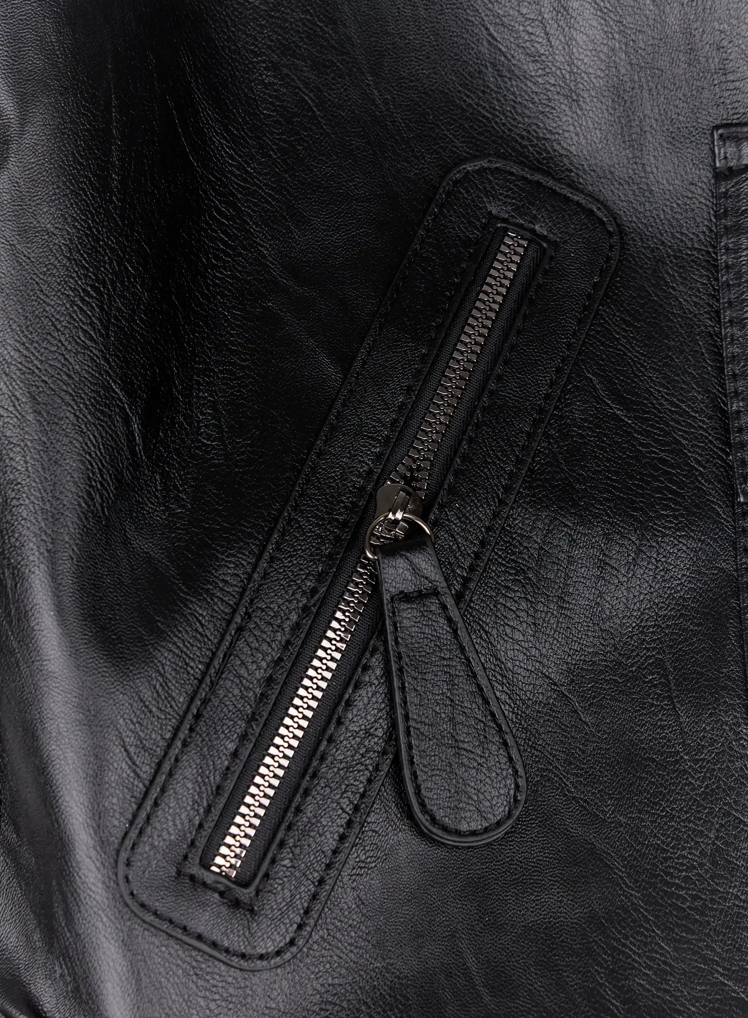 Versatile Shoulder Bag Made of Synthetic Leather IO502