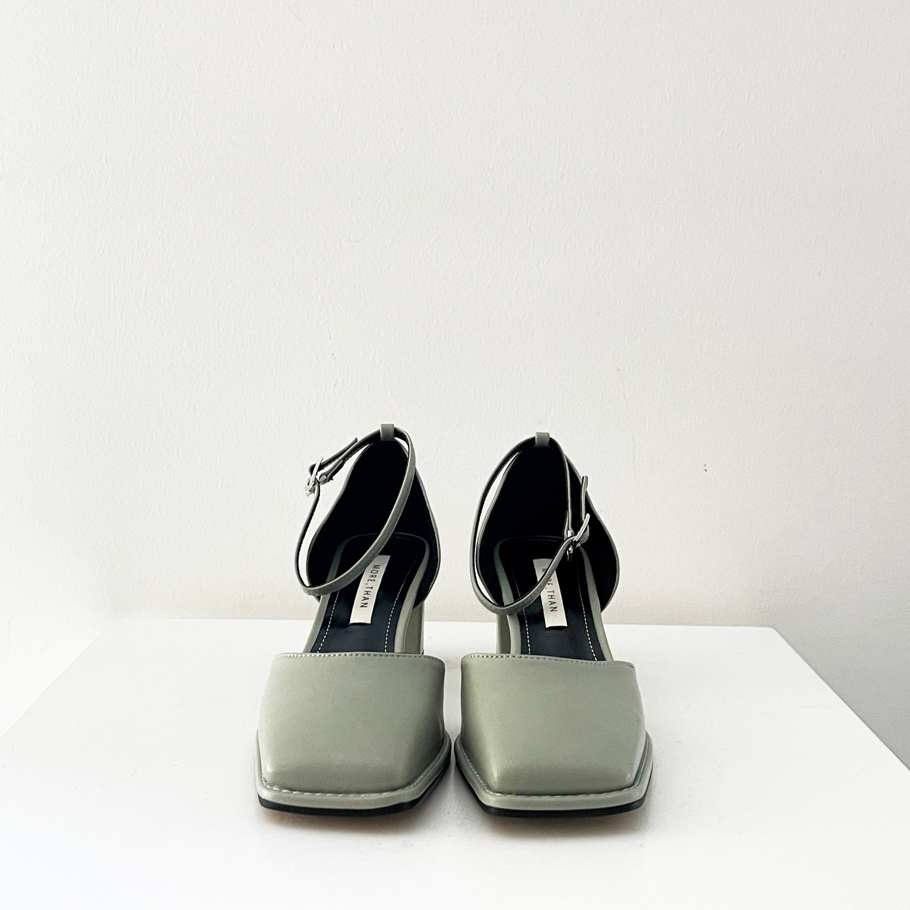 Quadratic Mary Jane Mid Heels