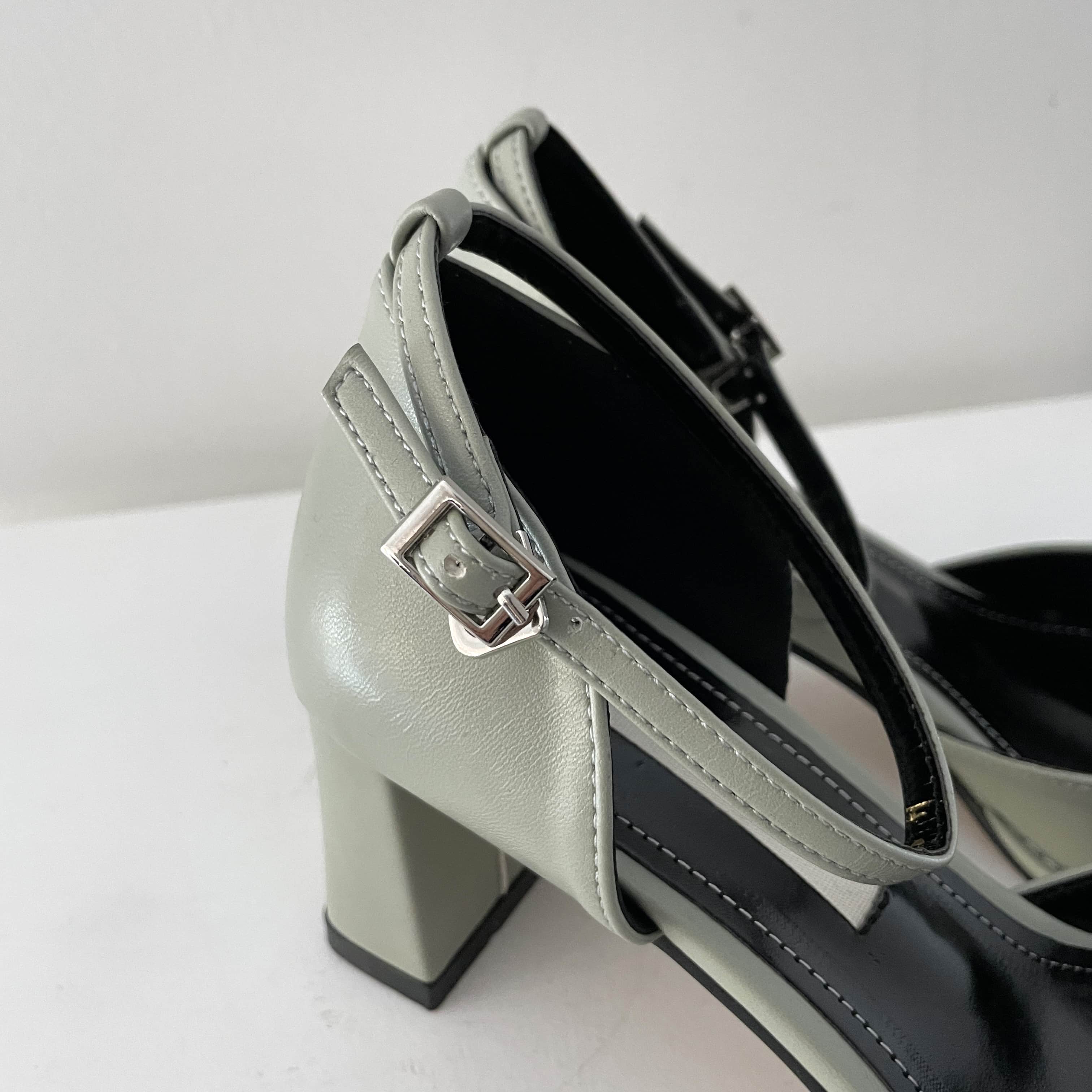 Quadratic Mary Jane Mid Heels