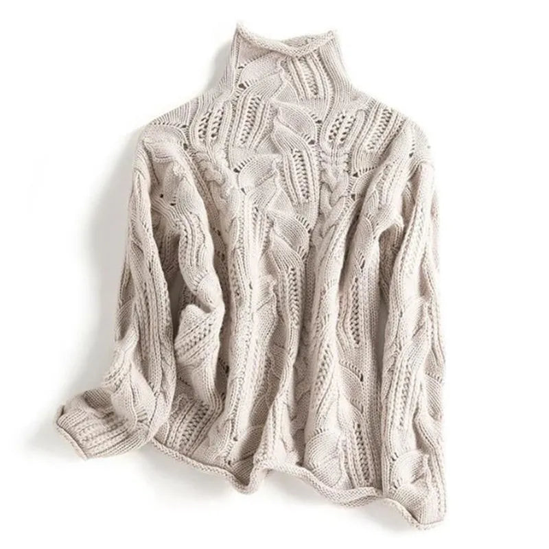 Women's Dress Timea – Elegant V-Neck and Relaxed Fit