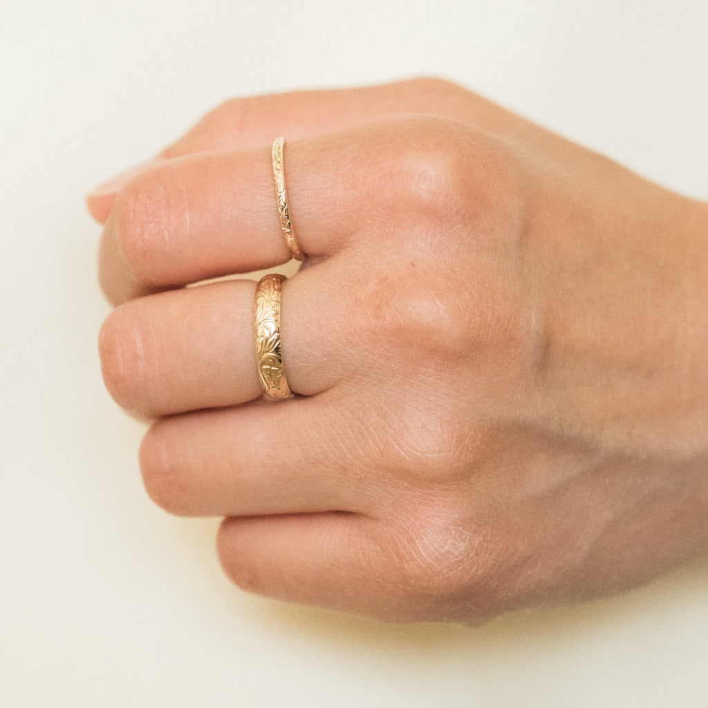 Thick Flower Ring