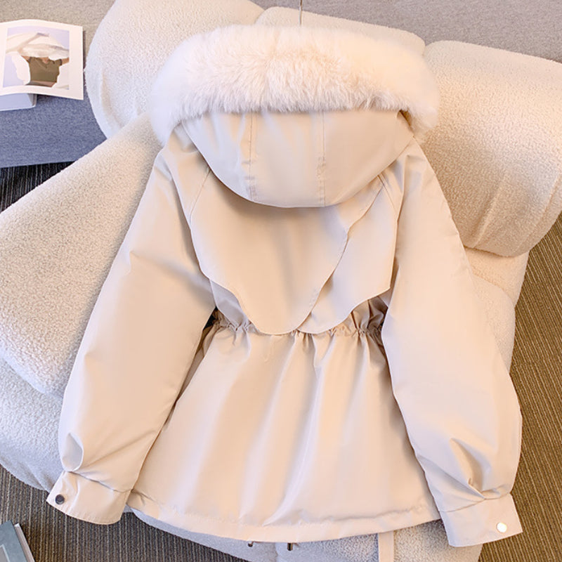 ERIKA – Elegant Winter Coat with Fur