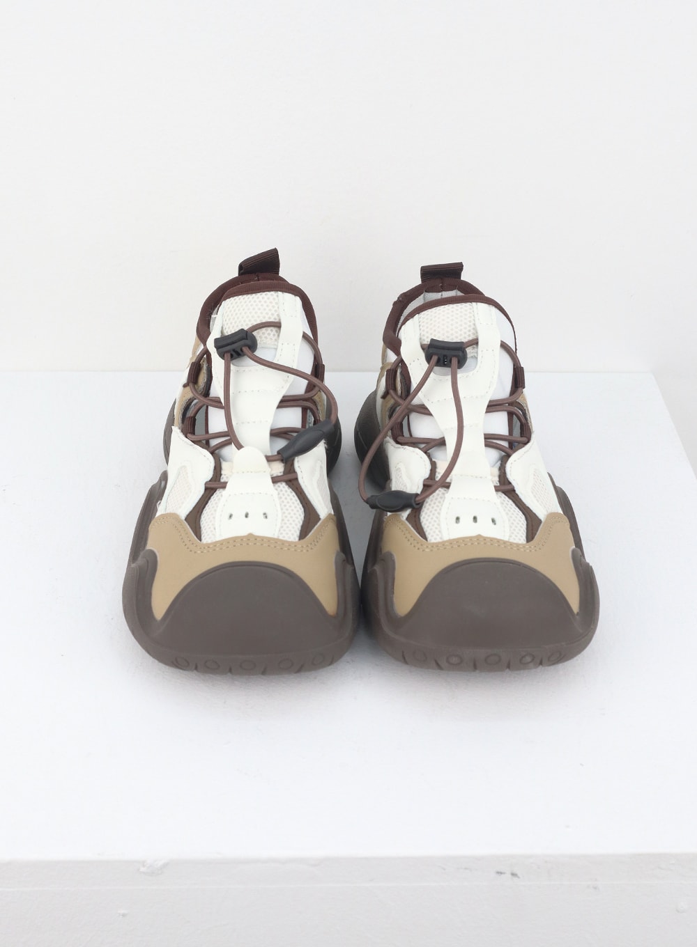 Lace-Up Sneakers CU322