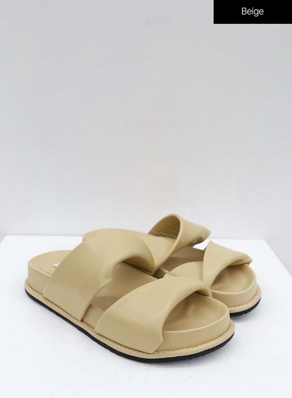 Fuzzy Slippers OU28