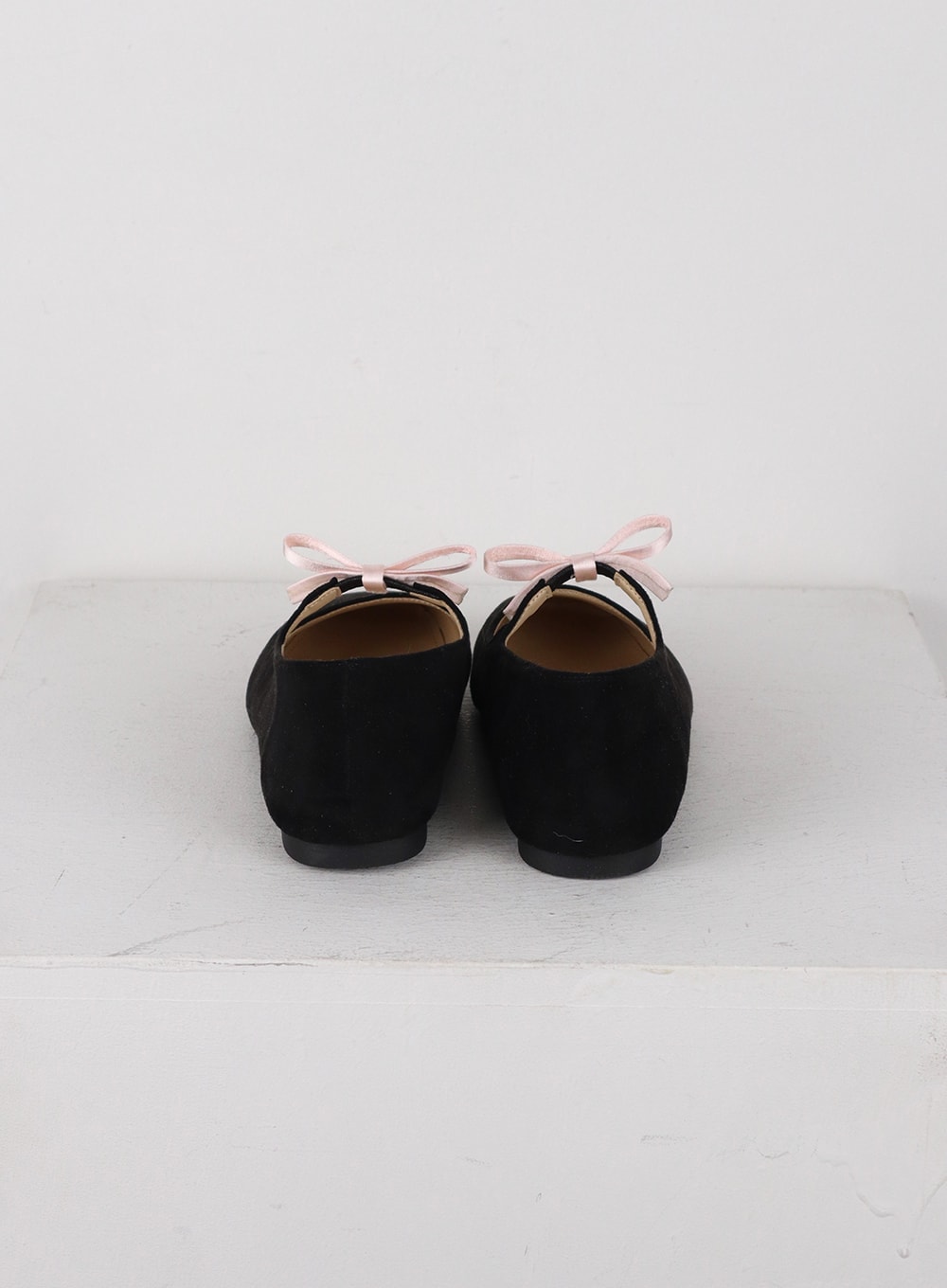 Band-Toe Flat Shoe IJ402