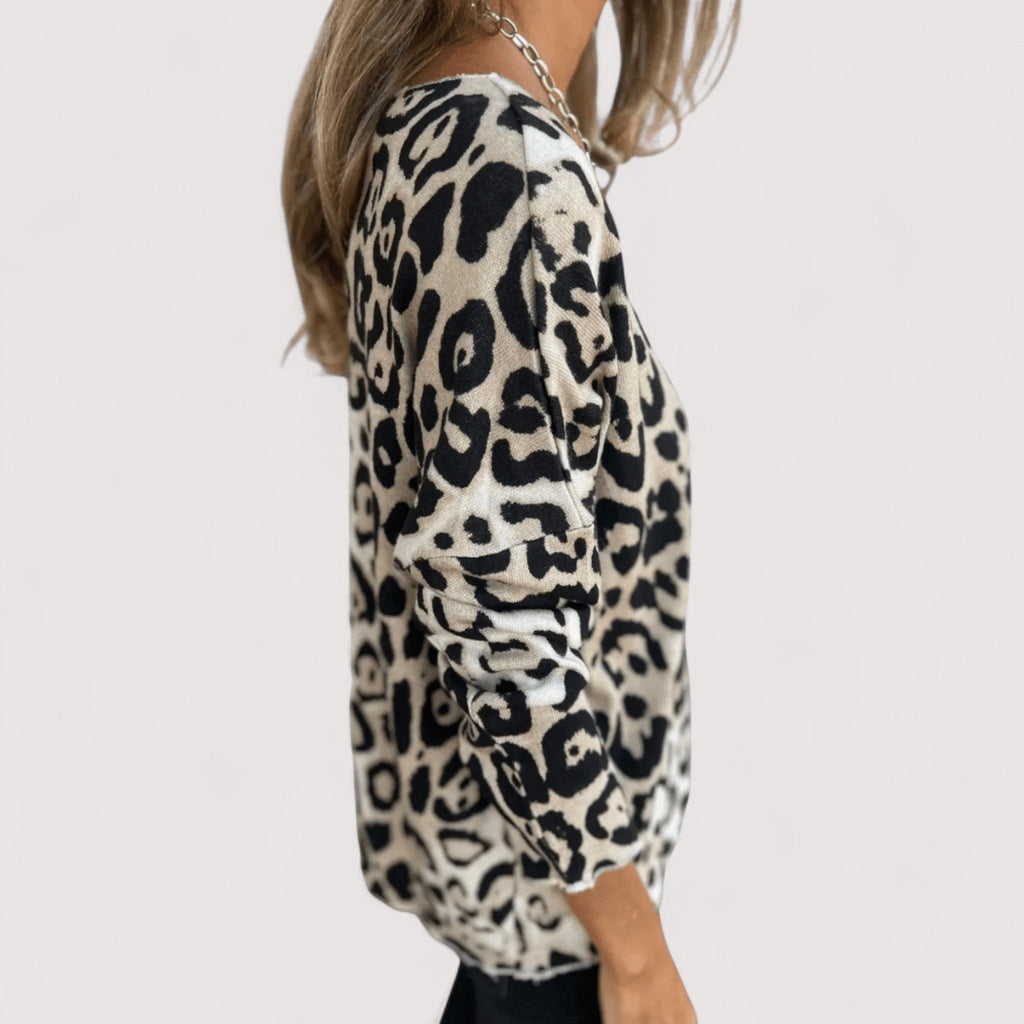 Zlata™ | Lightweight Women's Top with Leopard Print
