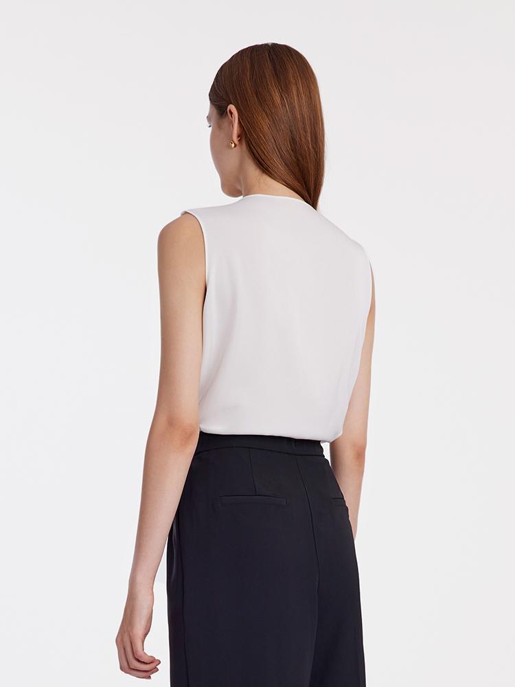 White V-neck camisole top made of acetate