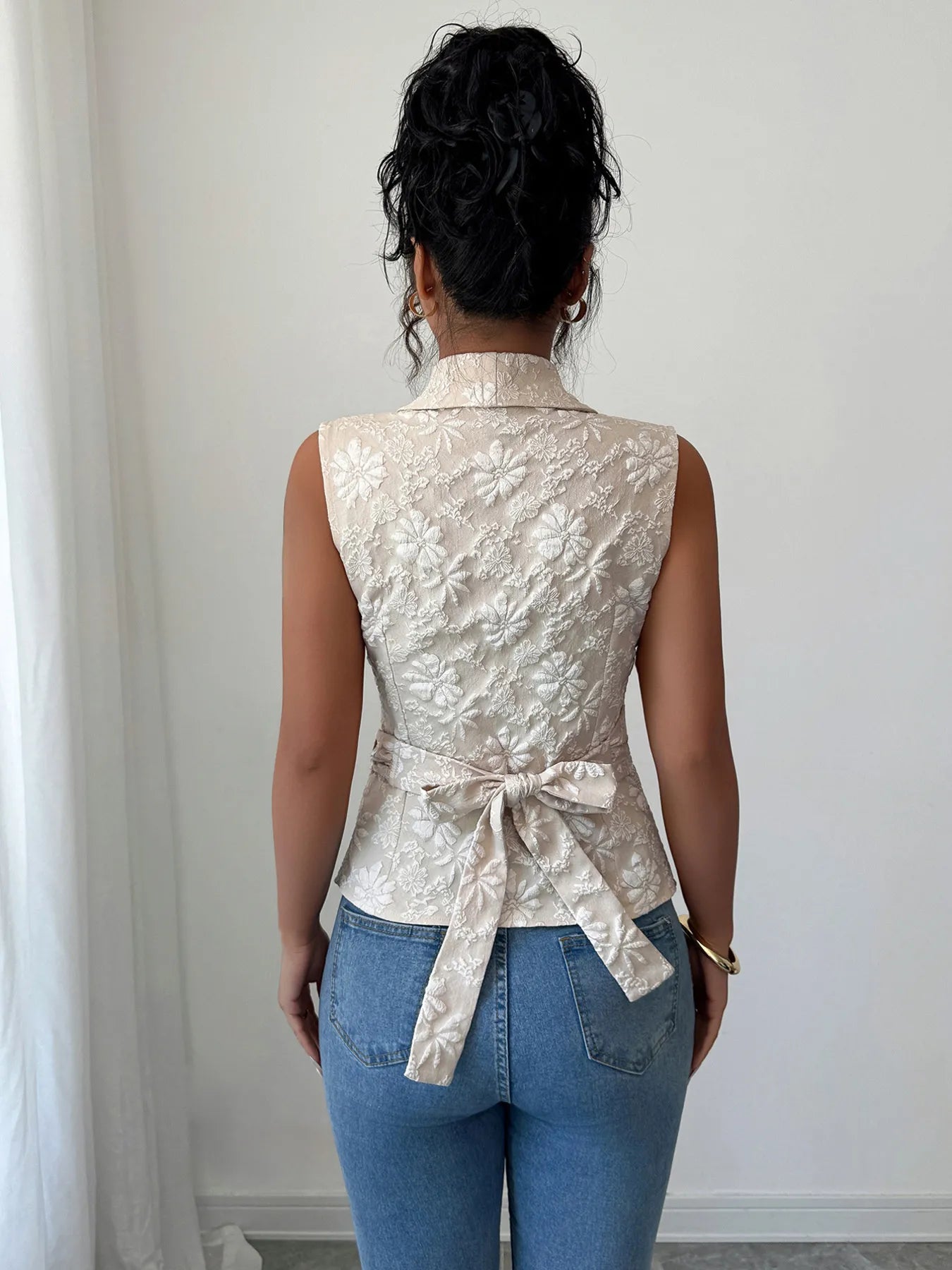 Flower Ruffled Sleeveless Tank Top