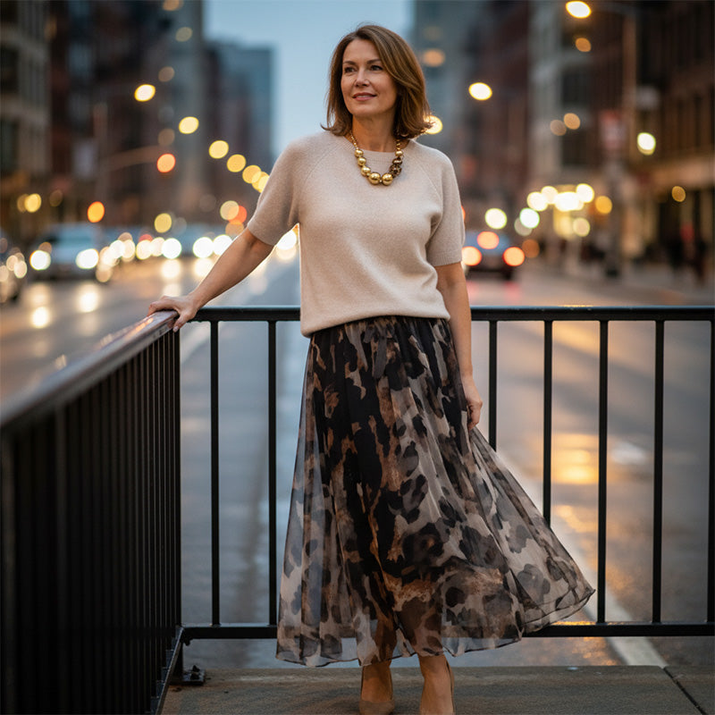 Leona | Sweater & Flowing Leopard Skirt Set