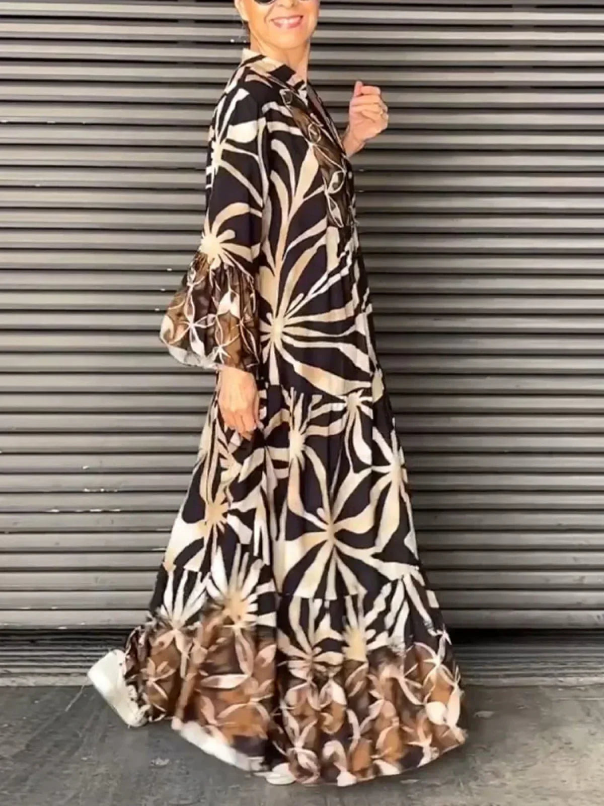 Flaire - Casual Dress with Floral Pattern