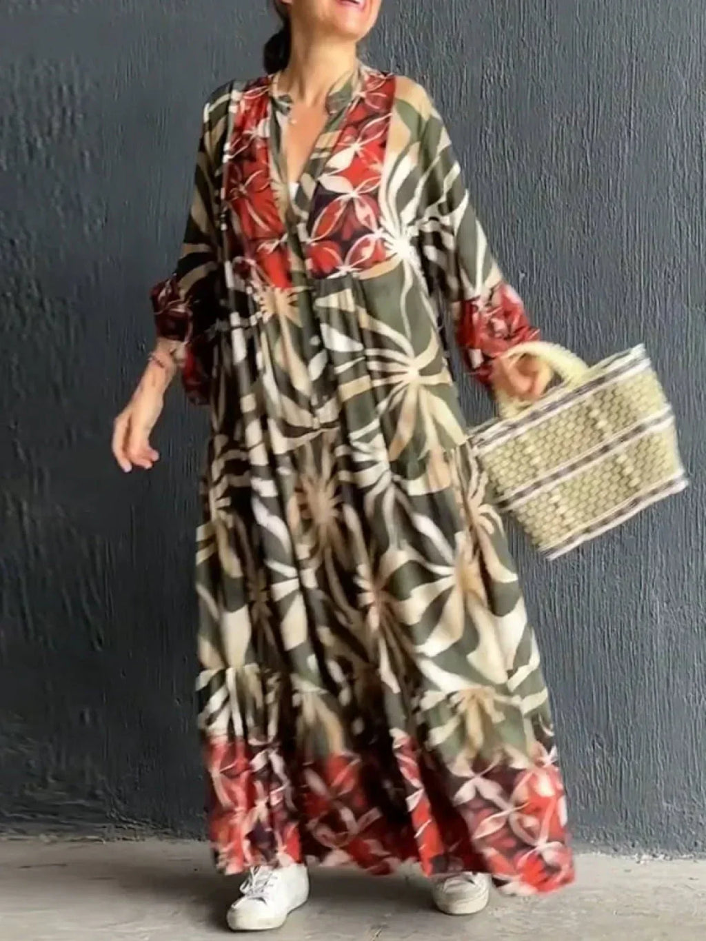 Flaire - Casual Dress with Floral Pattern